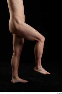 Trent  1 flexing leg nude side view 0003.jpg